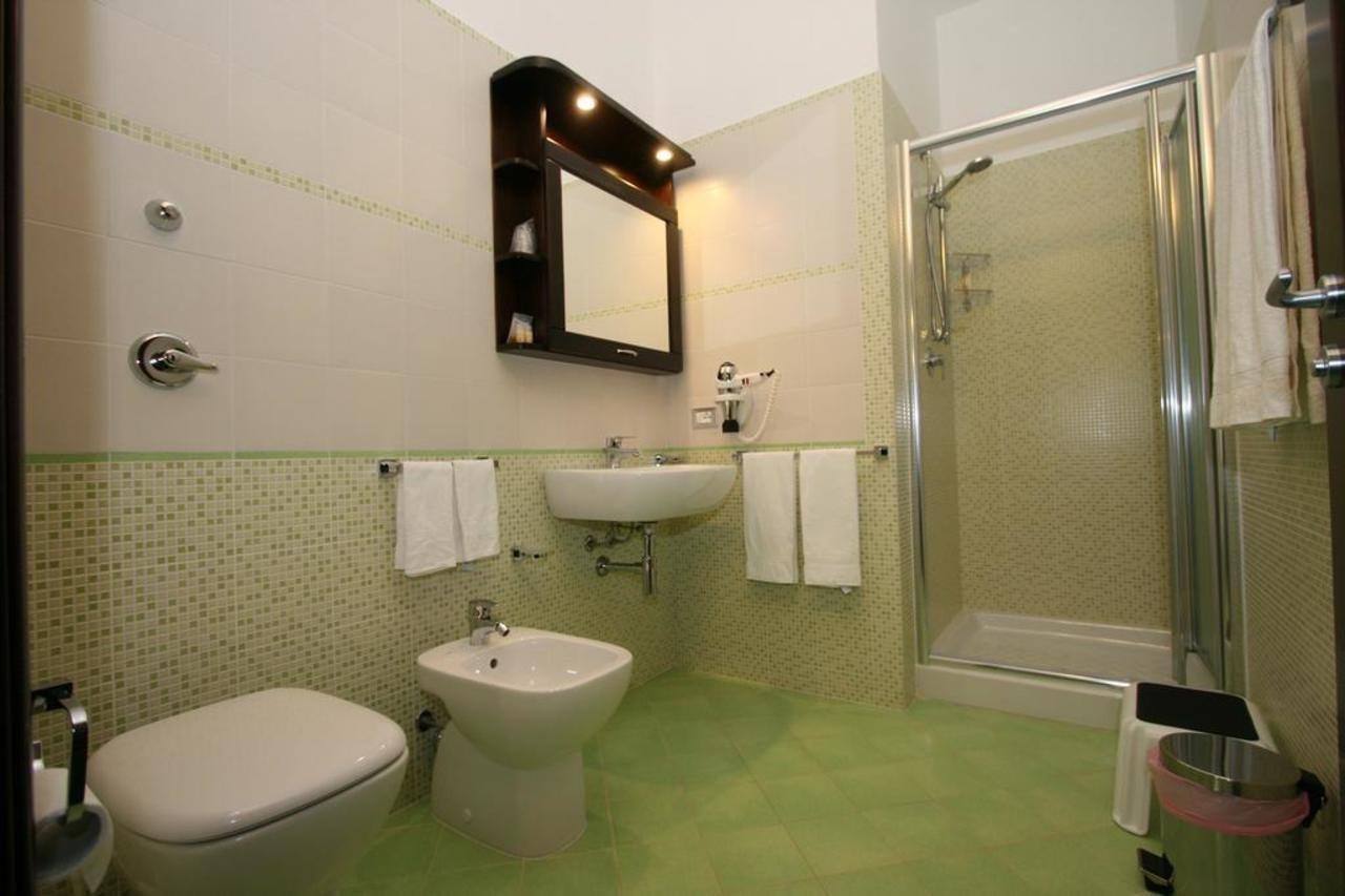 קסטלוצו Baia Santa Margherita B&B מראה חיצוני תמונה