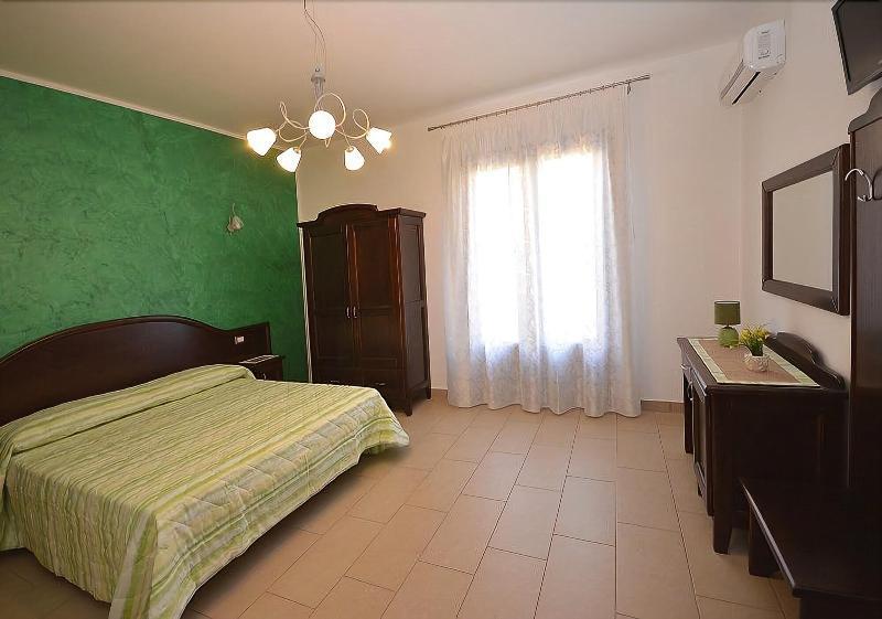 קסטלוצו Baia Santa Margherita B&B מראה חיצוני תמונה