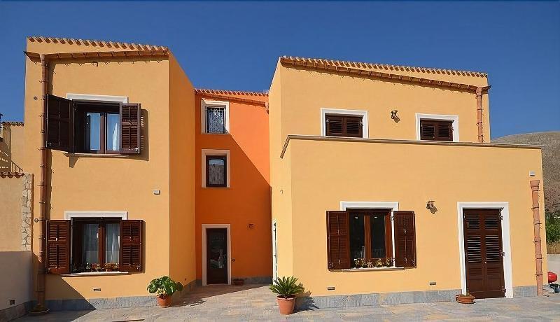 קסטלוצו Baia Santa Margherita B&B מראה חיצוני תמונה