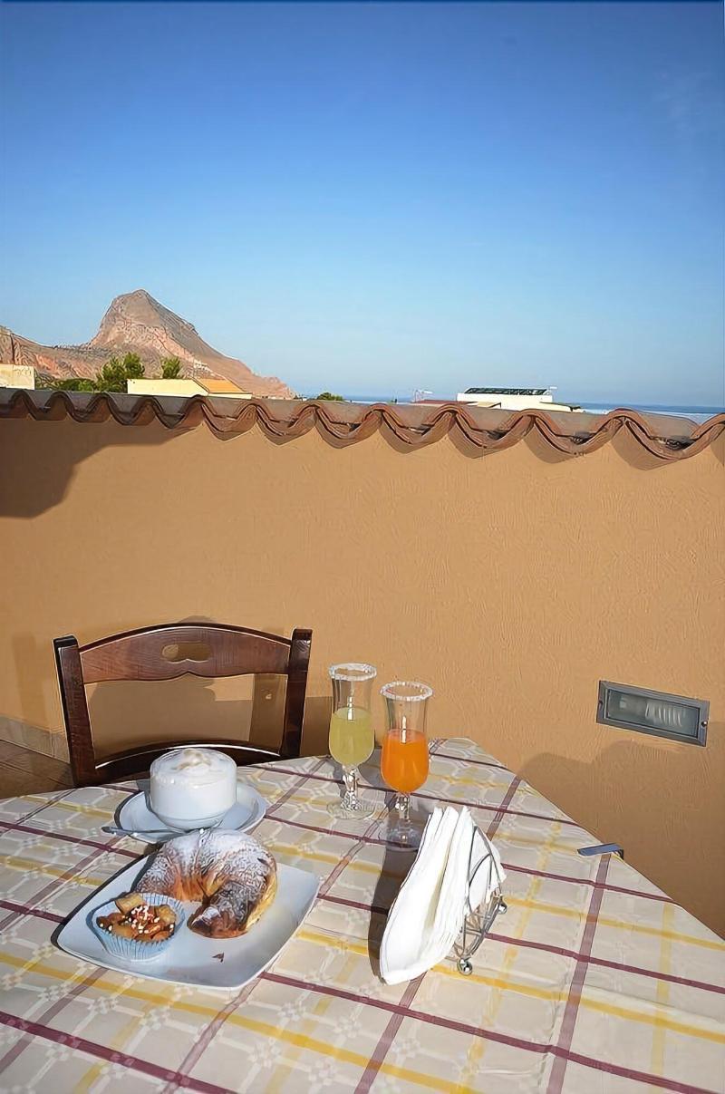 קסטלוצו Baia Santa Margherita B&B מראה חיצוני תמונה